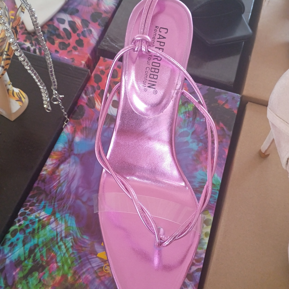 CaprRobbin Pink Metallic Strappy Women's Sandal
